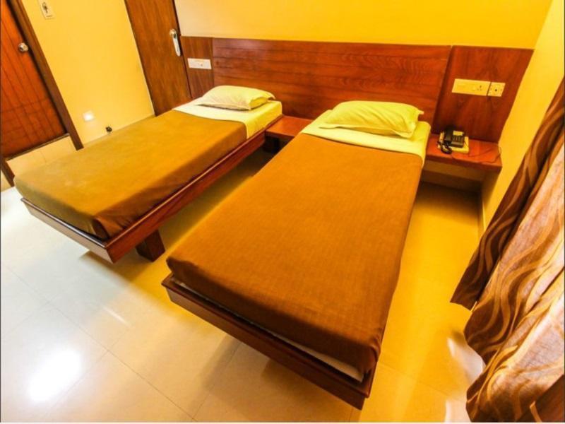 Hotel Sheetal Residency Bangalore Exterior foto