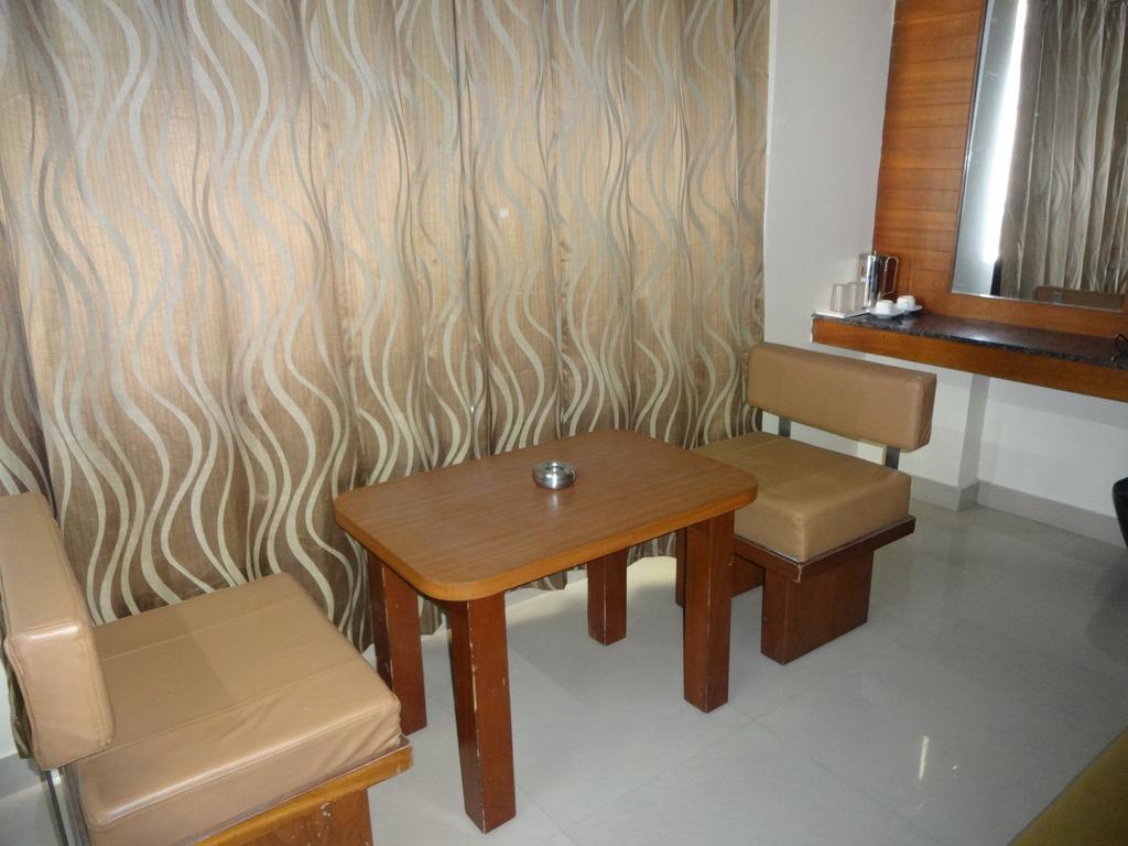 Hotel Sheetal Residency Bangalore Exterior foto