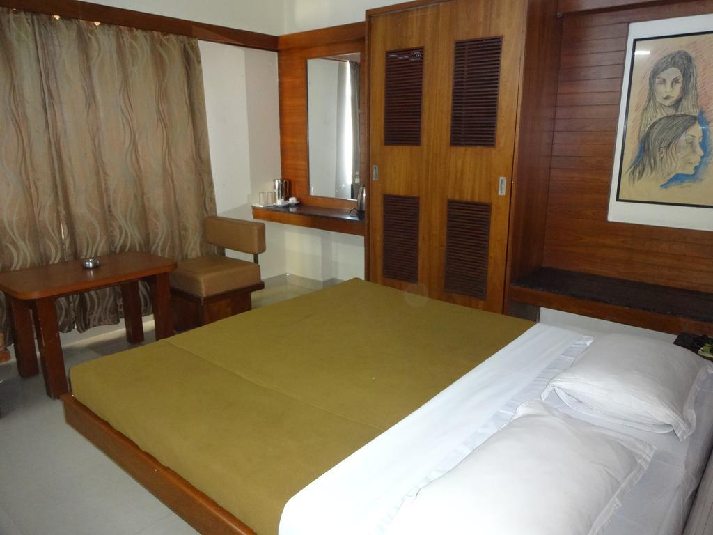 Hotel Sheetal Residency Bangalore Exterior foto