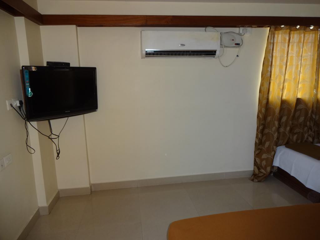 Hotel Sheetal Residency Bangalore Exterior foto